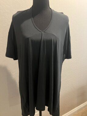 Kimmery Woman Short Sleeve Round Neck Criss Cross Back Yoga Shirt NWOT, 3X